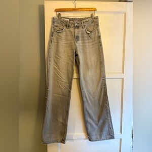 Zara straight leg women’s sz 8 gray denim jeans